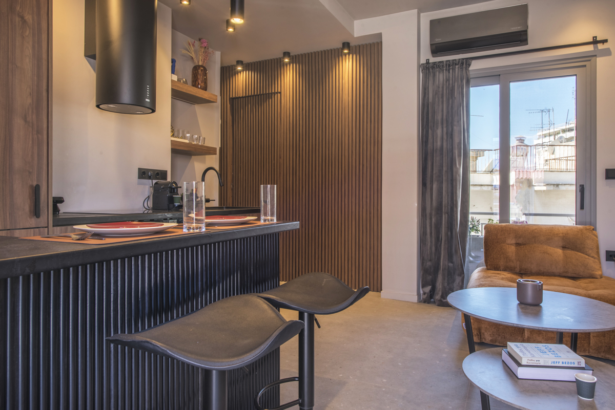 Athens Accommodation, Ampelokhpoi | IV