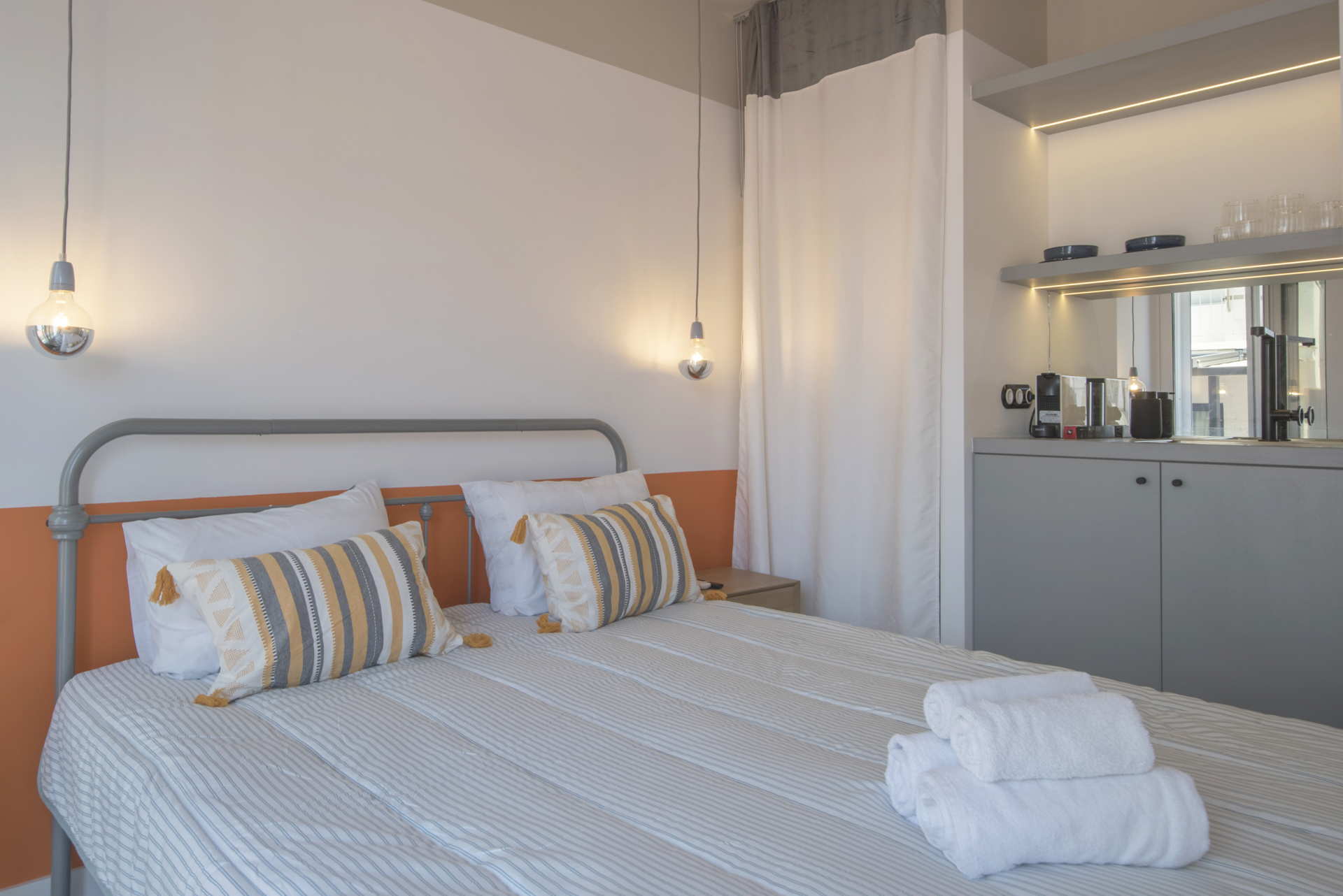 Boutique Room, Acropolis | XIII