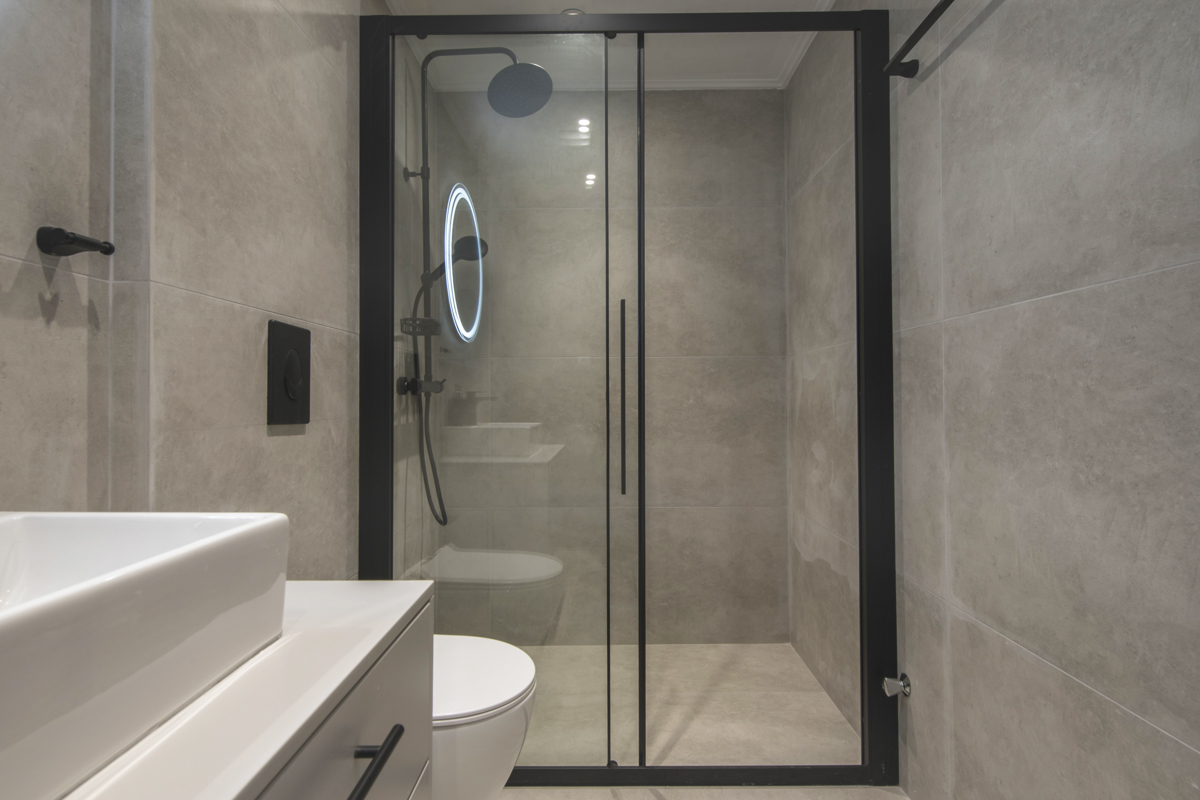 Tiny Apartment, Athens | III