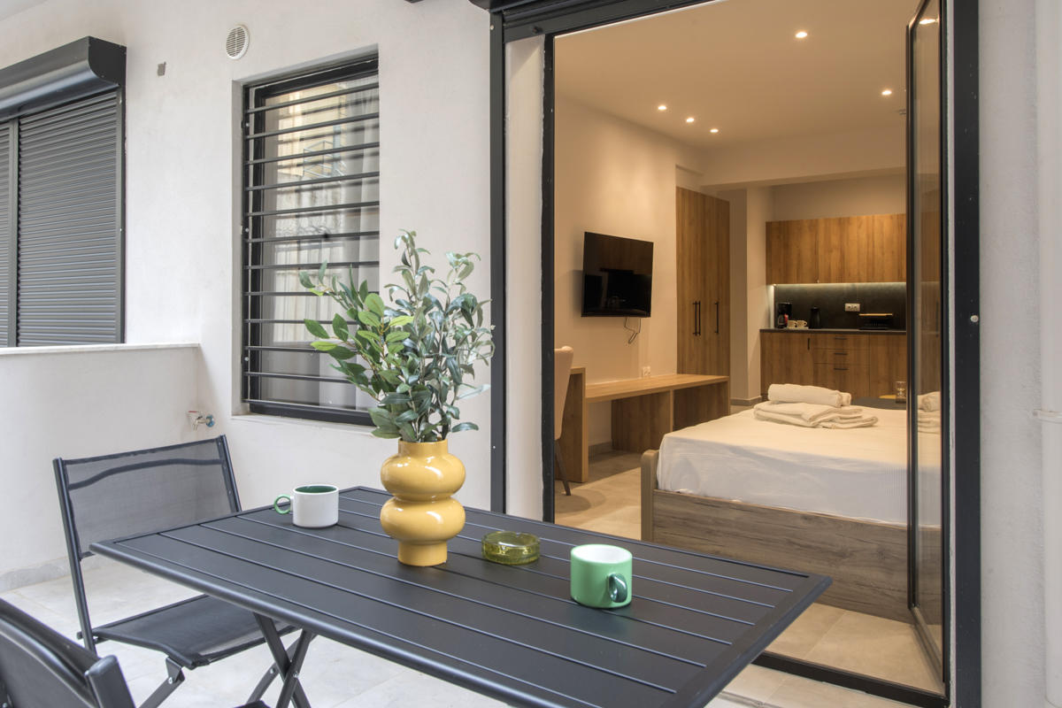 Tiny Apartment, Athens | XXVI