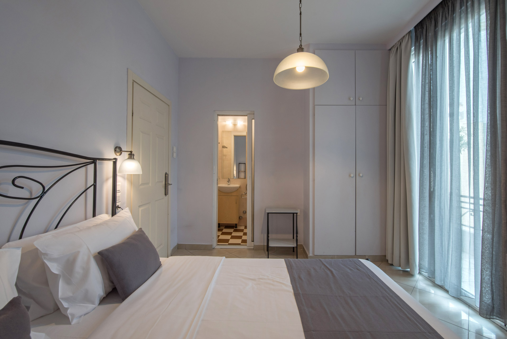 Kimon Hotel | XLVII