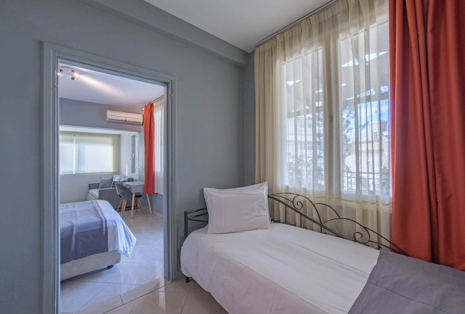 Kimon Hotel | LXV