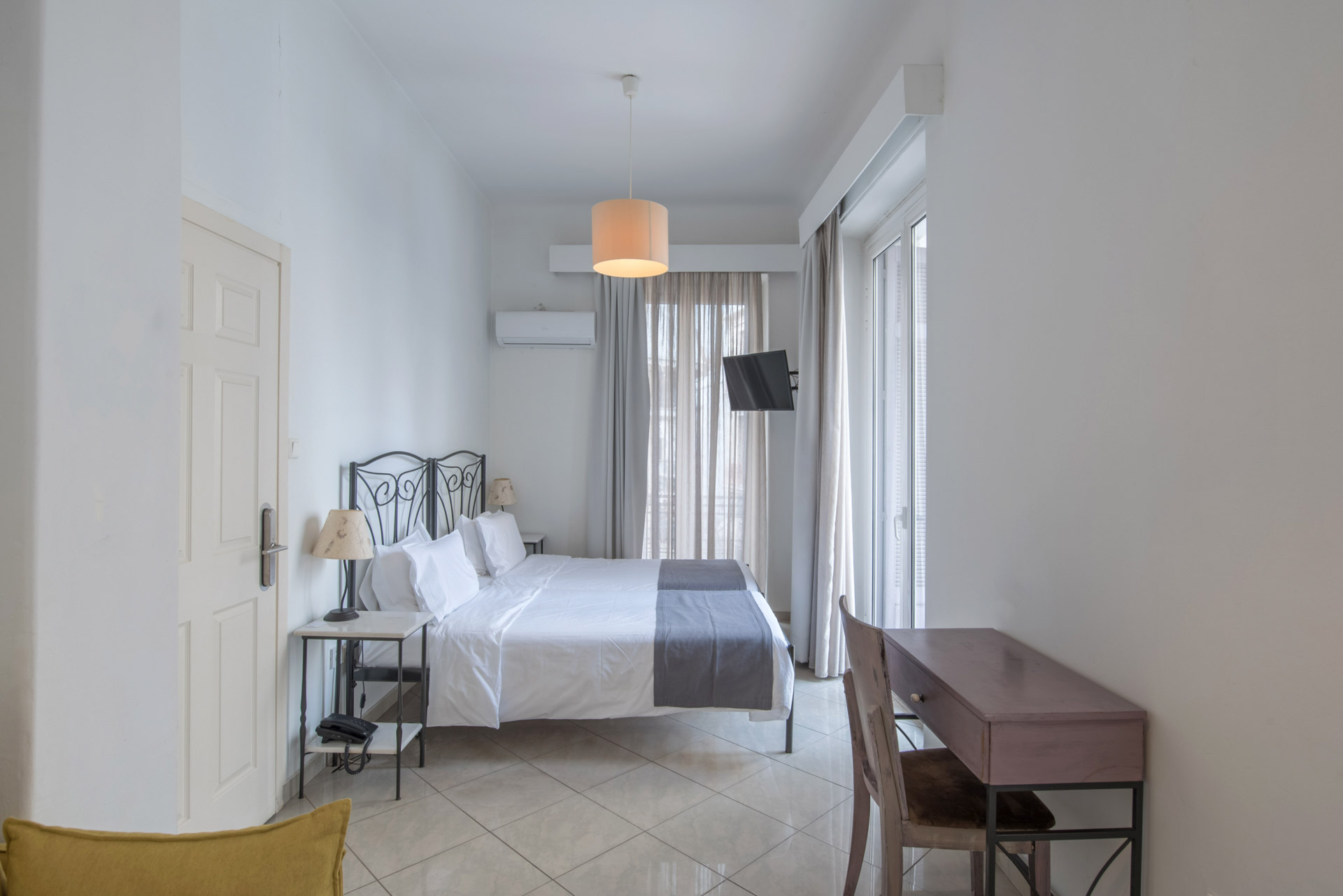 Kimon Hotel | LXXIV