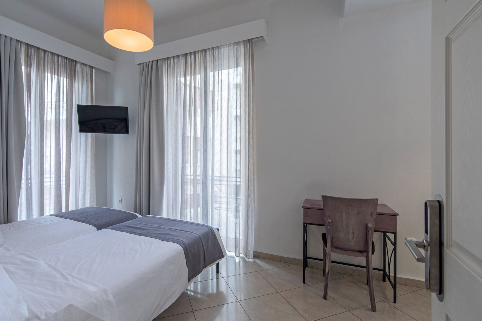 Kimon Hotel | LXXV