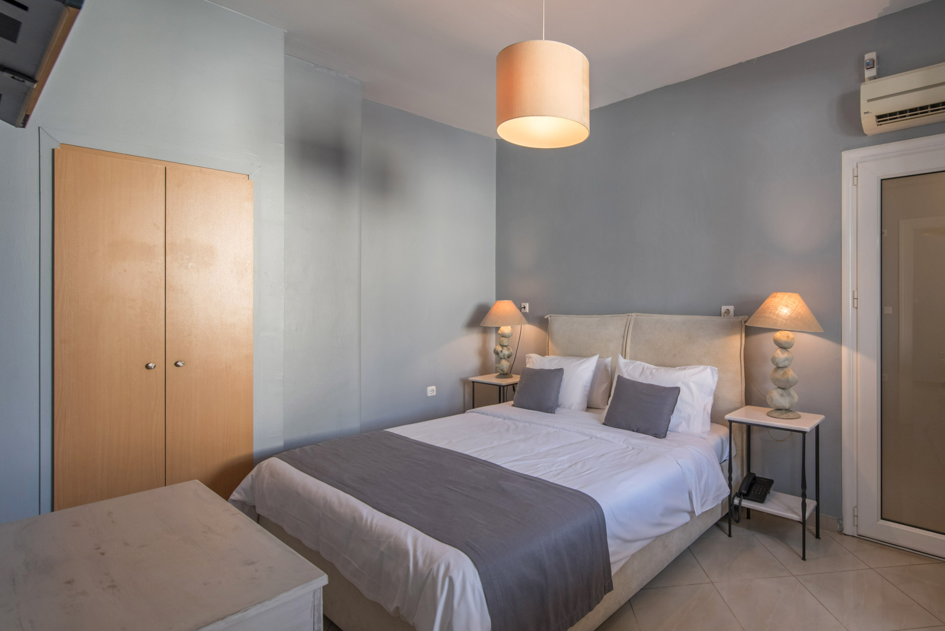 Kimon Hotel | XCVI
