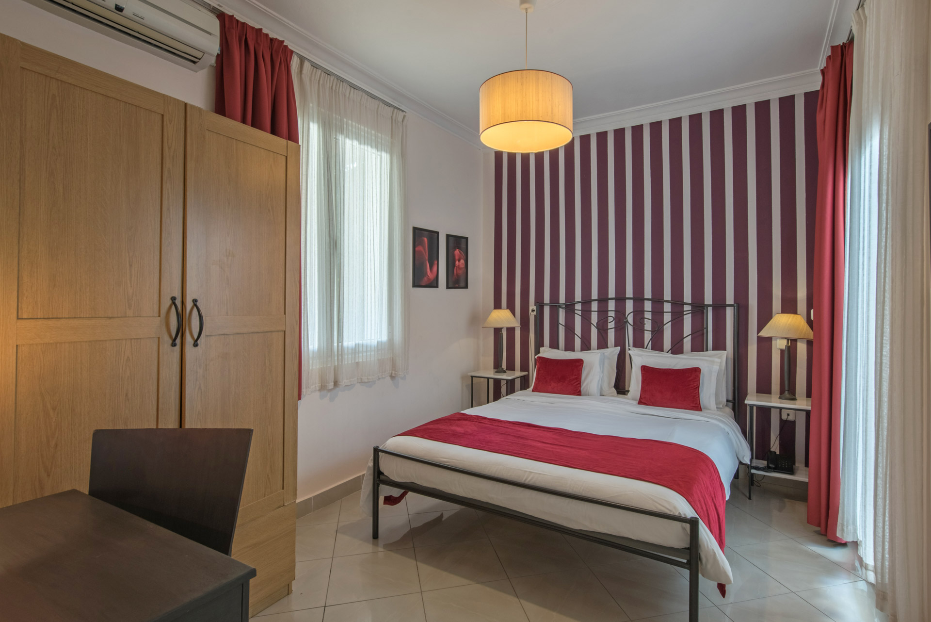 Kimon Hotel | C