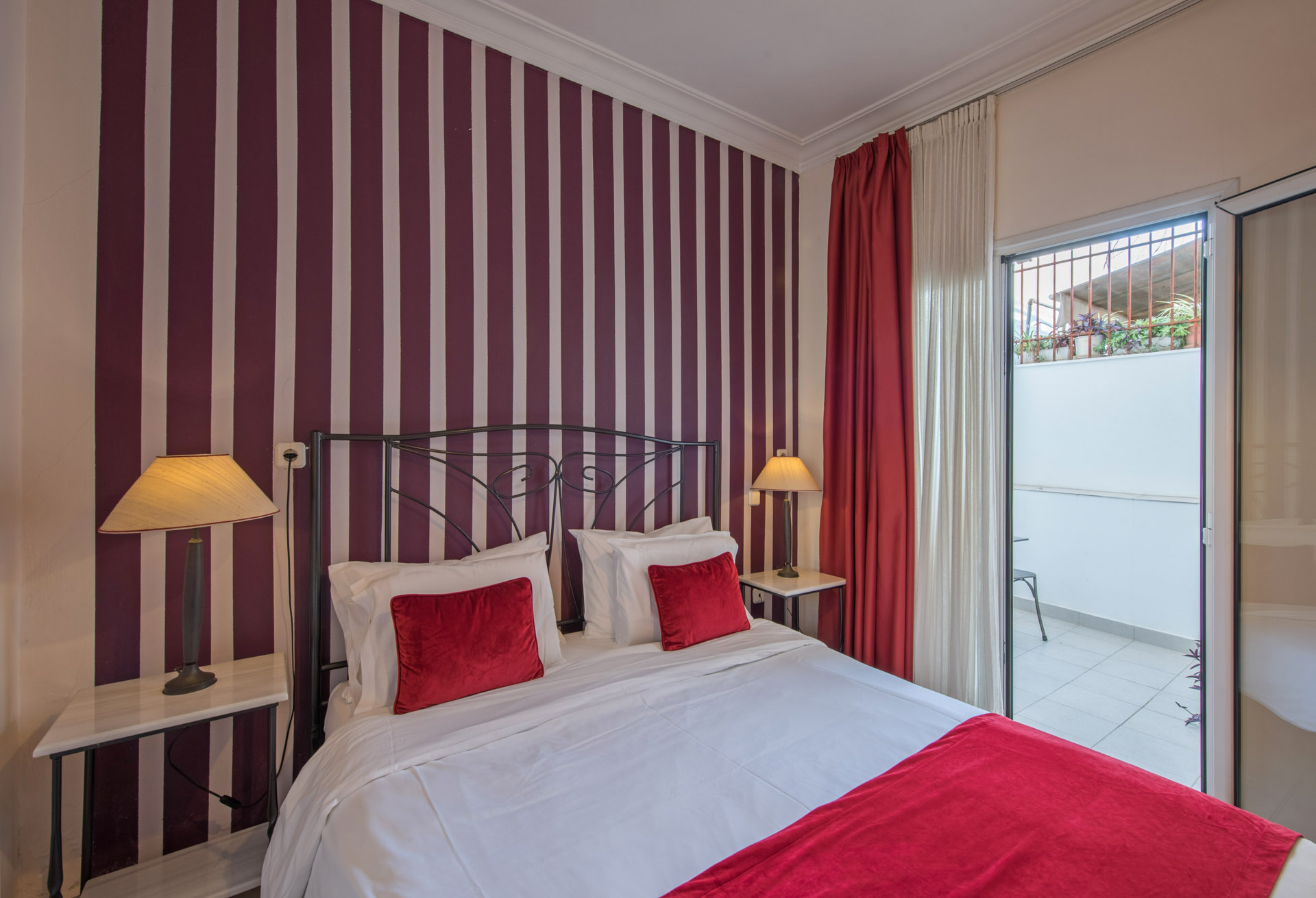 Kimon Hotel | CIII