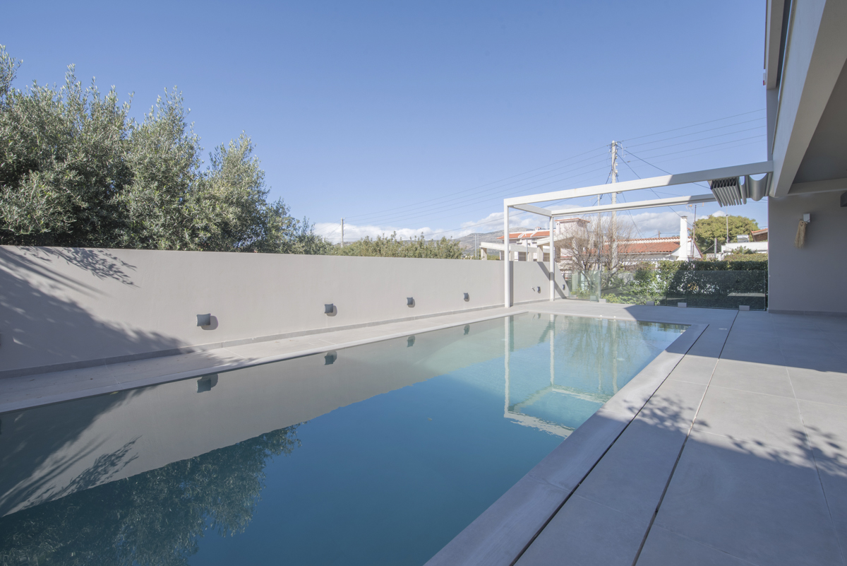 Poll House, Vari | XVII