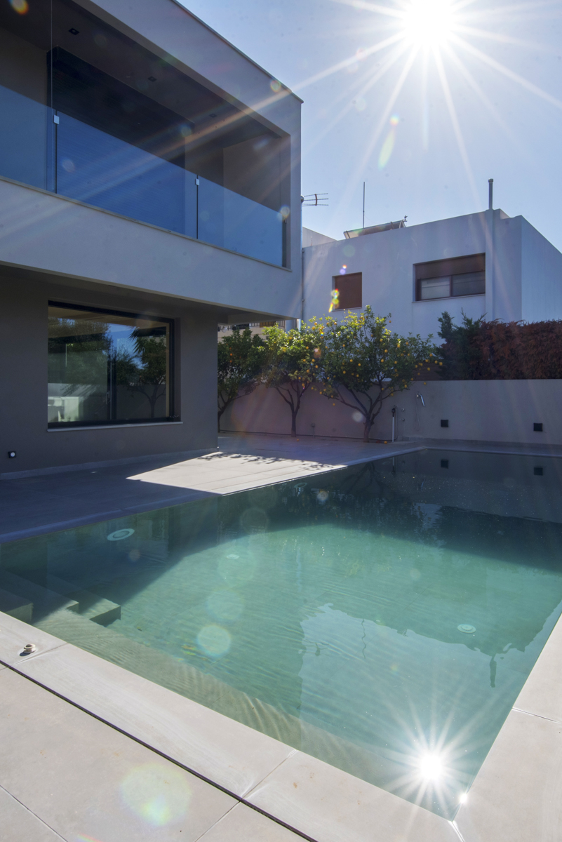 Poll House, Vari | XIX