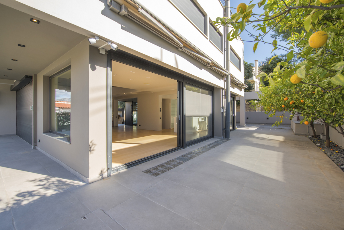 Poll House, Vari | XX
