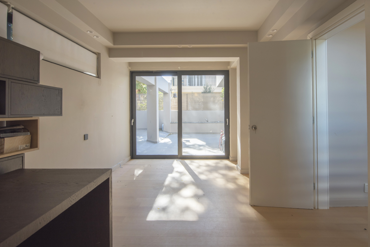 Poll House, Vari | XXVI