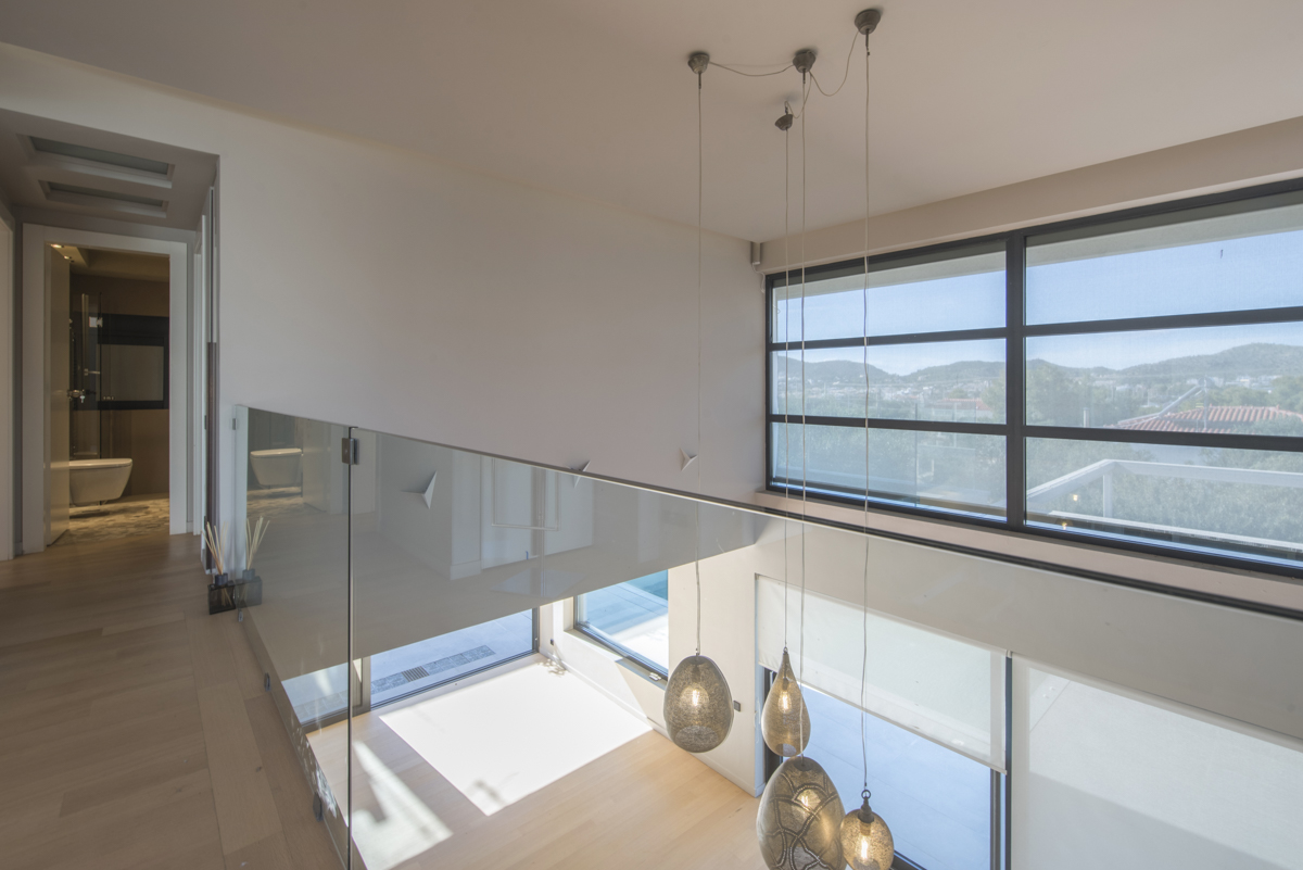 Poll House, Vari | XLVI