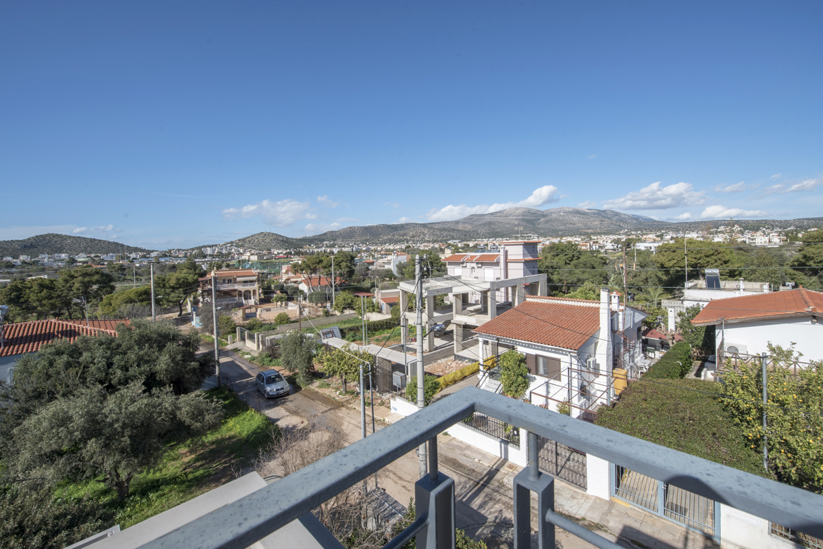 Poll House, Vari | LVII