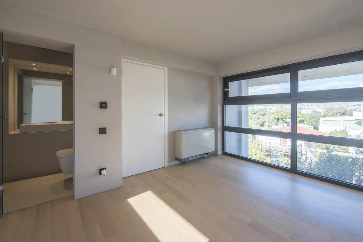 Poll House, Vari | LIX