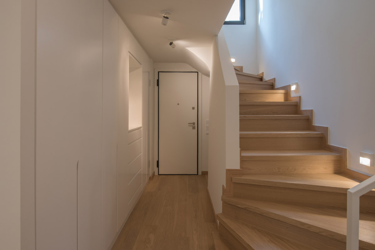 House | XIX