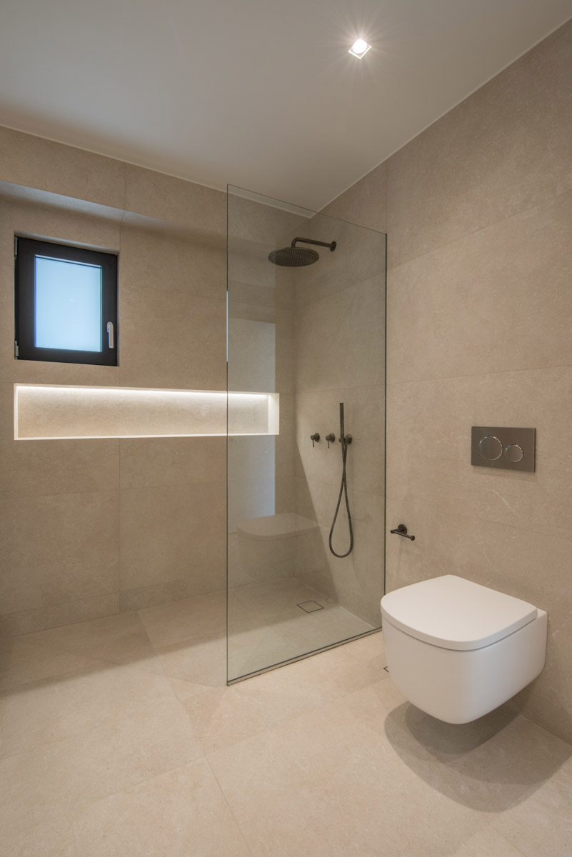 House | XLI