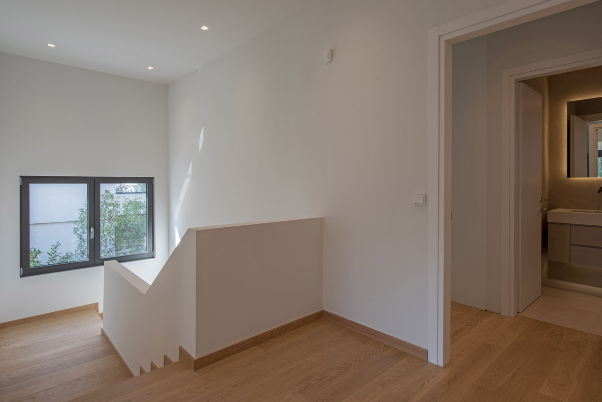 House | XLII