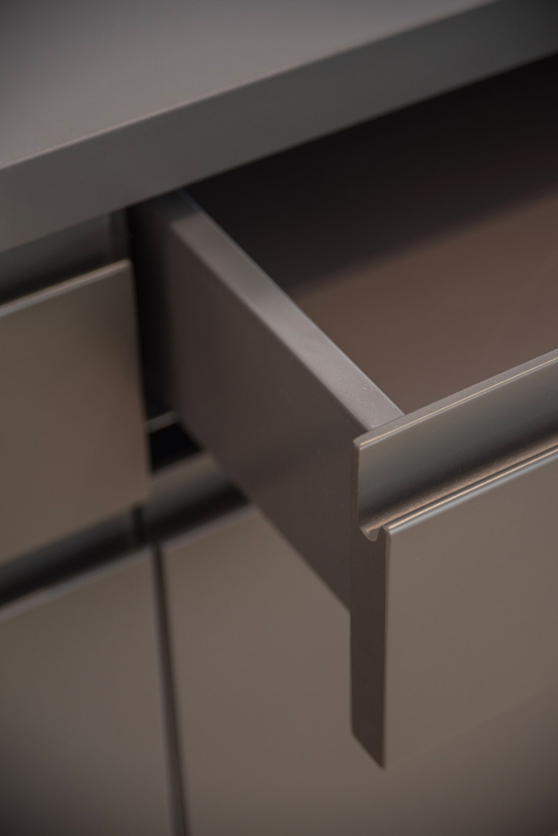 Details | VI