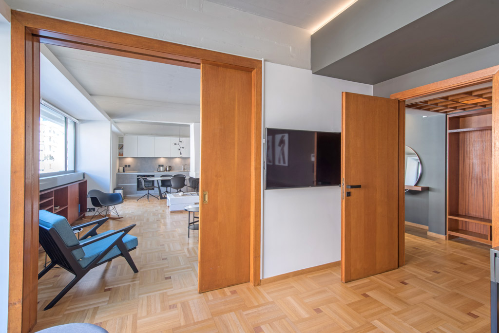 Neoclassical House, Athenscenter | XII