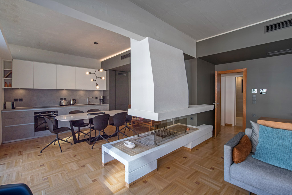Neoclassical House, Athenscenter | XV