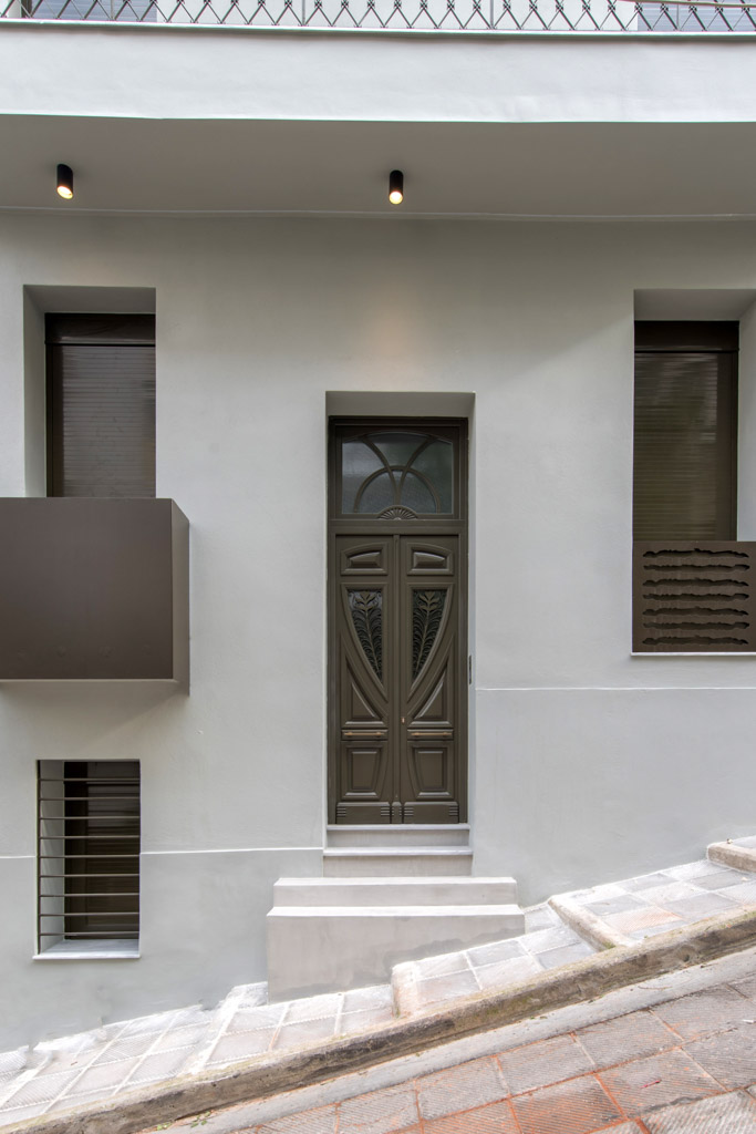 Renovated House, Neapoli | II