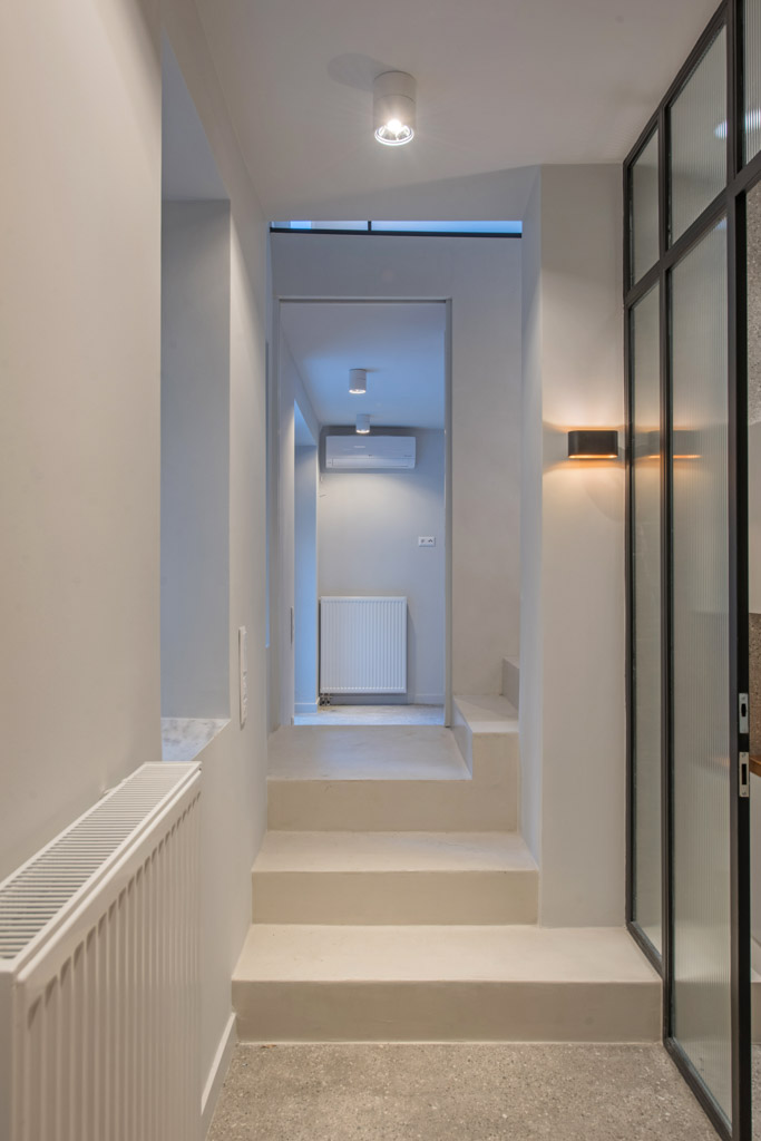 Renovated House, Neapoli | X