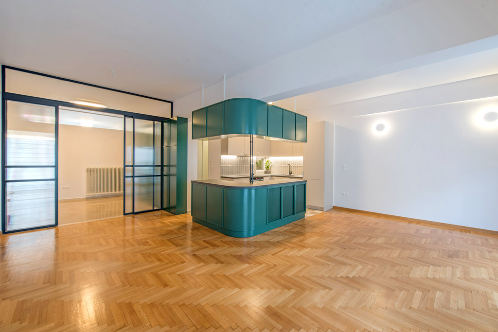 Renovated Apart. Neapoli | IV