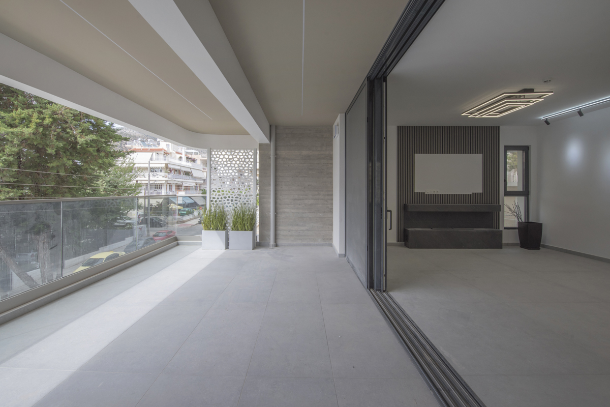 Renovated Apart. Voula | IV
