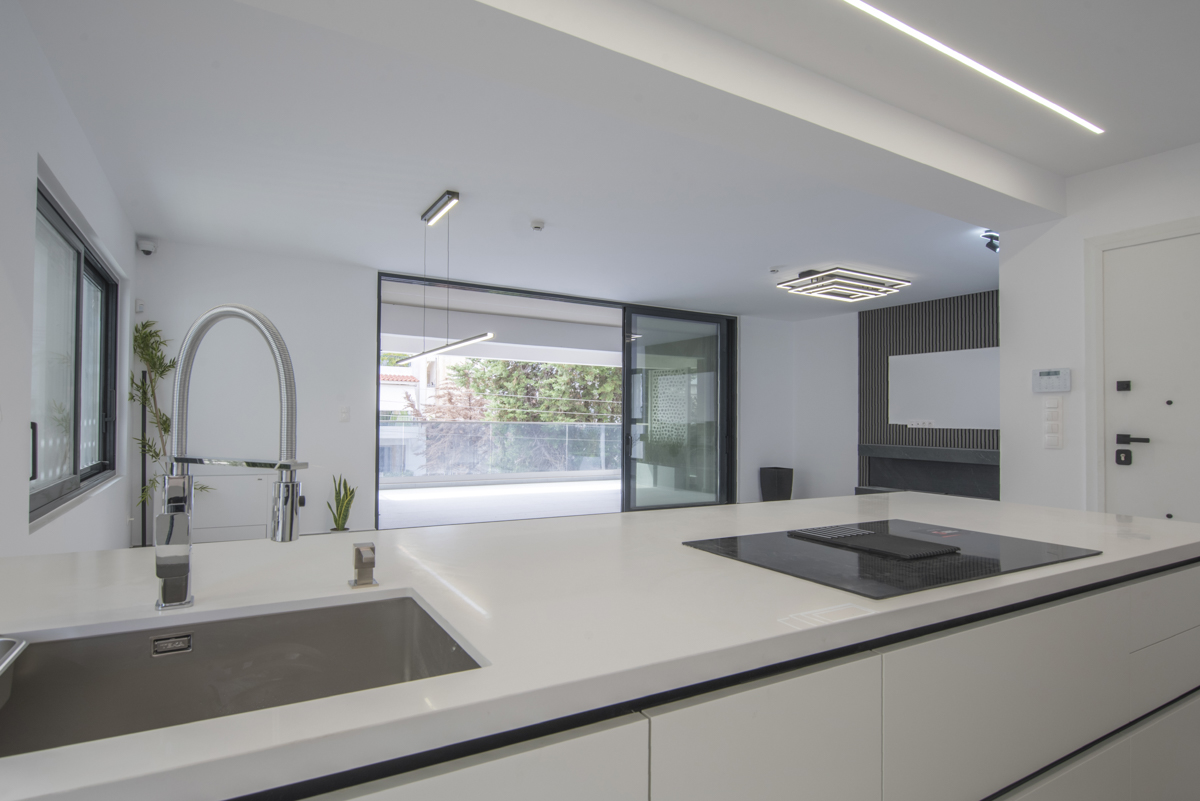 Renovated Apart. Voula | IX