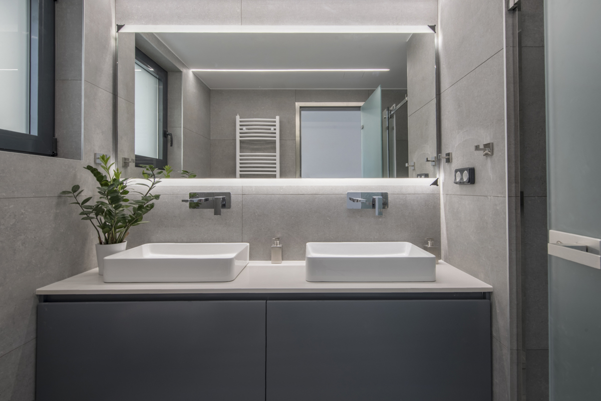 Renovated Apart. Voula | XII