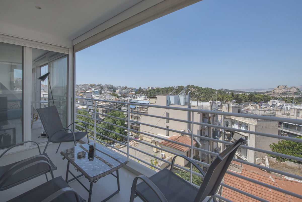 Rooftop & Tiny Apart. Pagrati | XIX